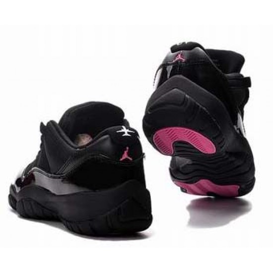 Air Jordan 11 Low Black Pink